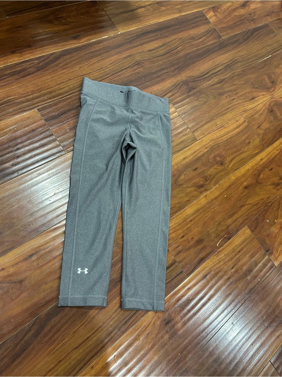 Under Armour Pants - Under Armour Charcoal Gray Athletic Capri Leggings, Small